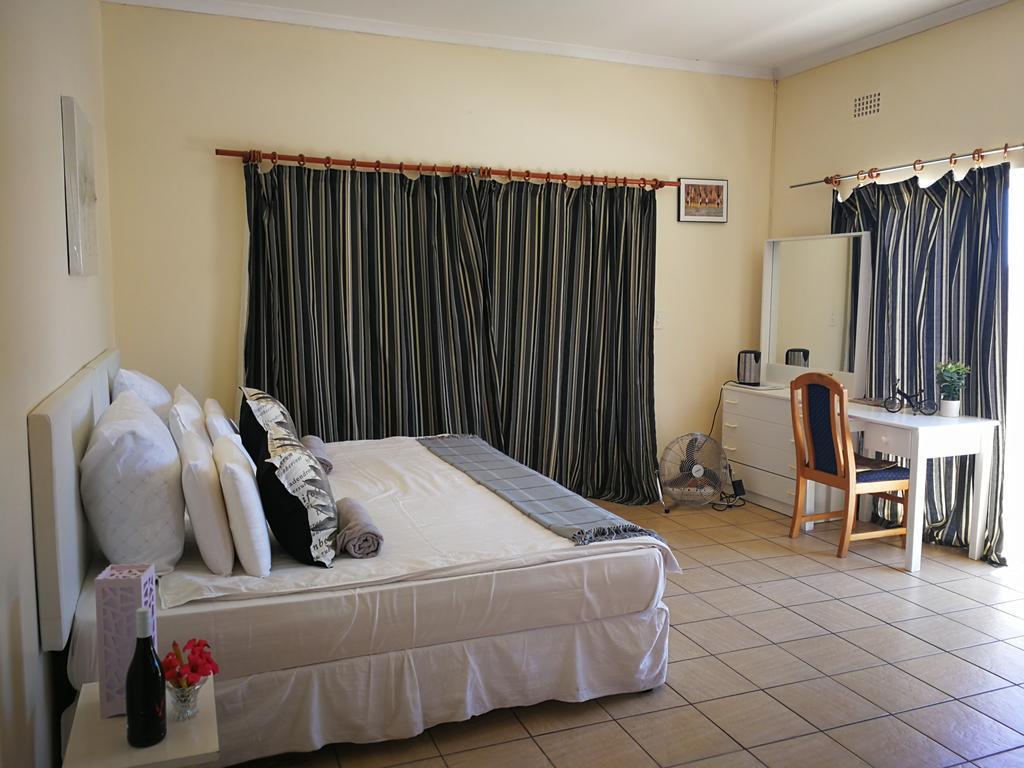 12 Greenpoint Guesthouse